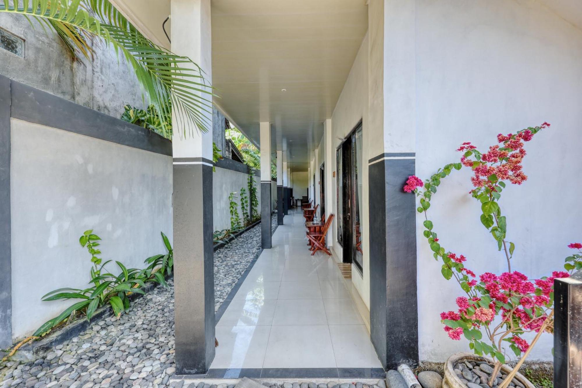 Dyou Villa Batununggul Exterior photo