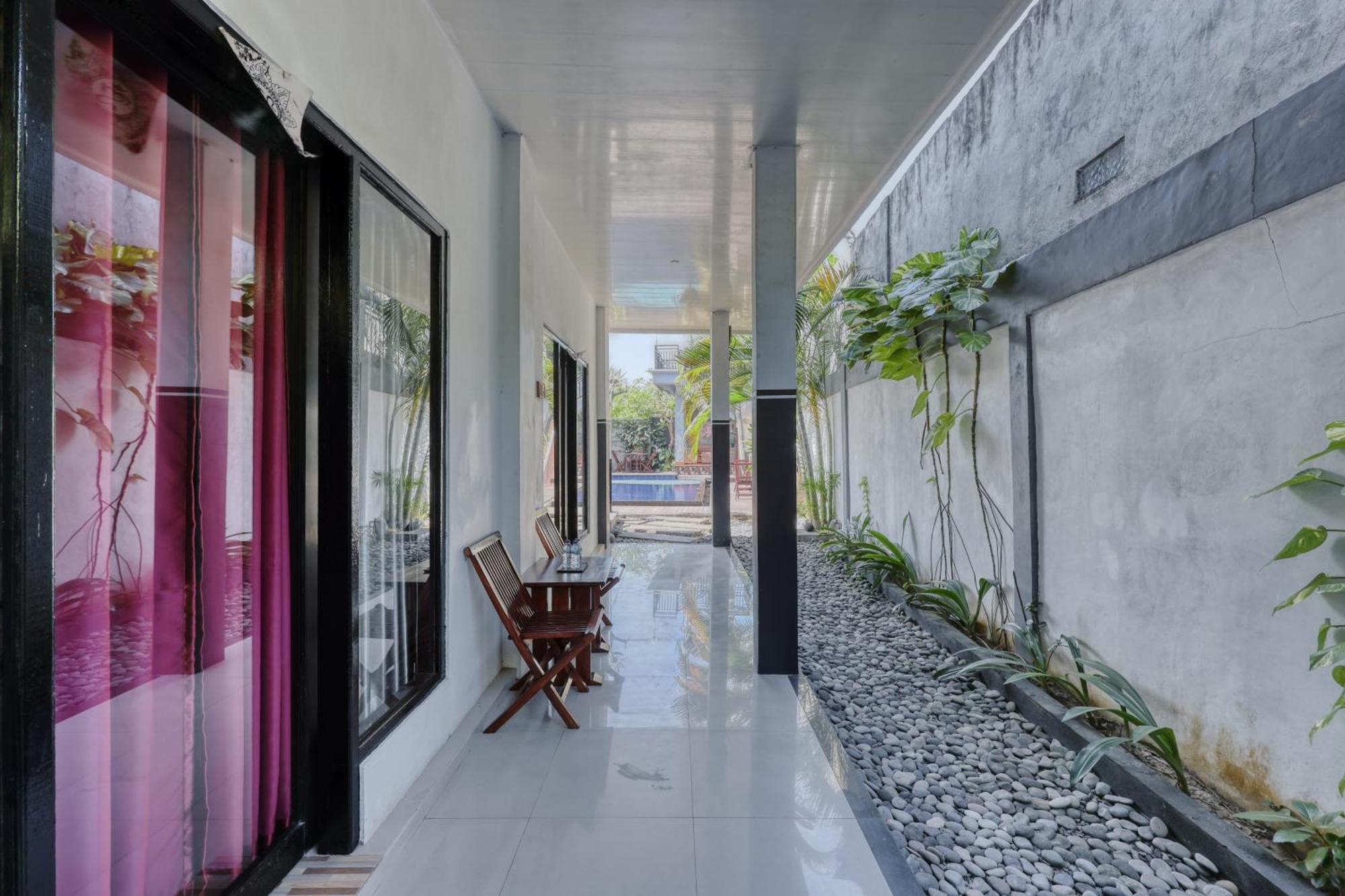 Dyou Villa Batununggul Exterior photo